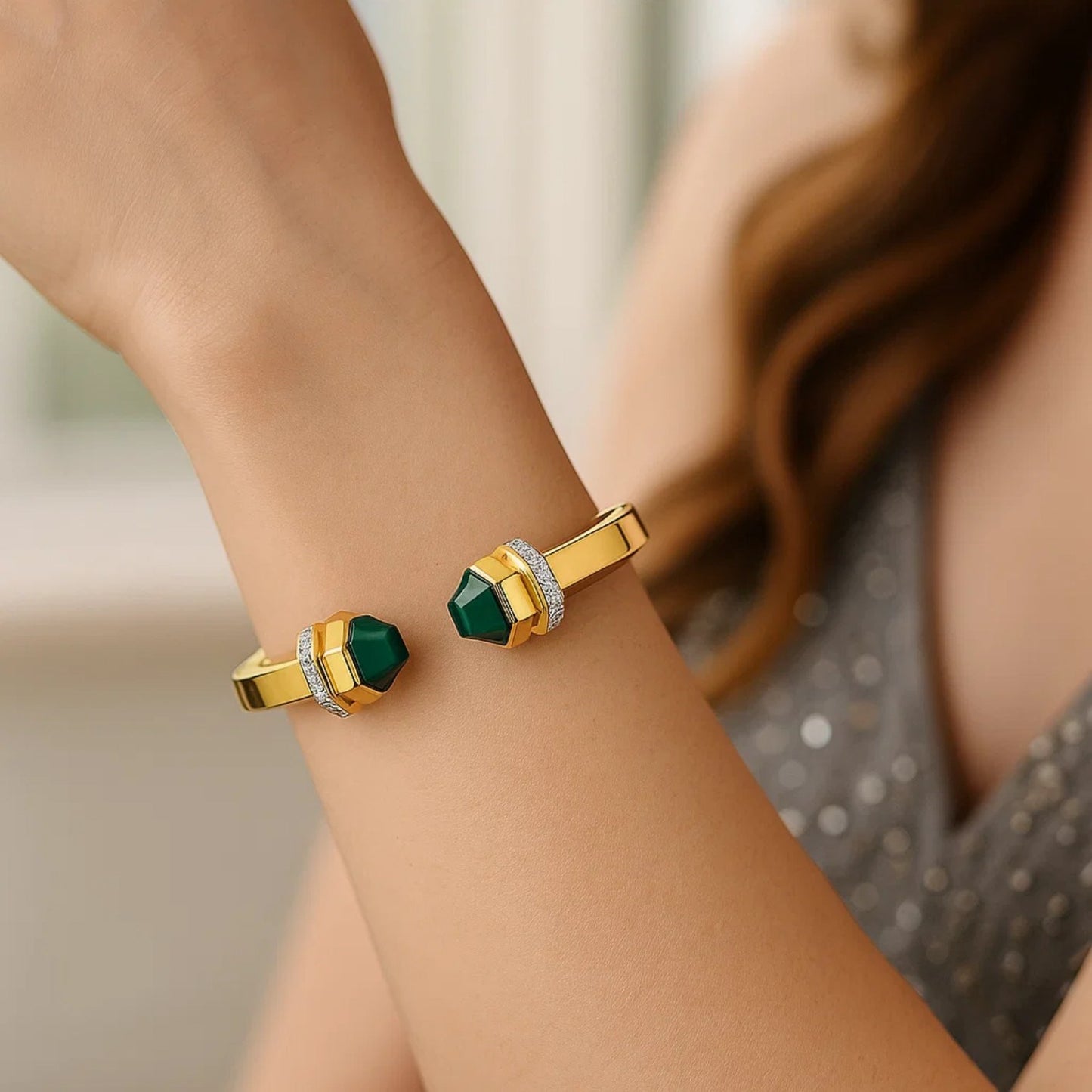 14K Yellow Gold Green Pyramid Art Deco Cuff Bangle (10.70 mm)